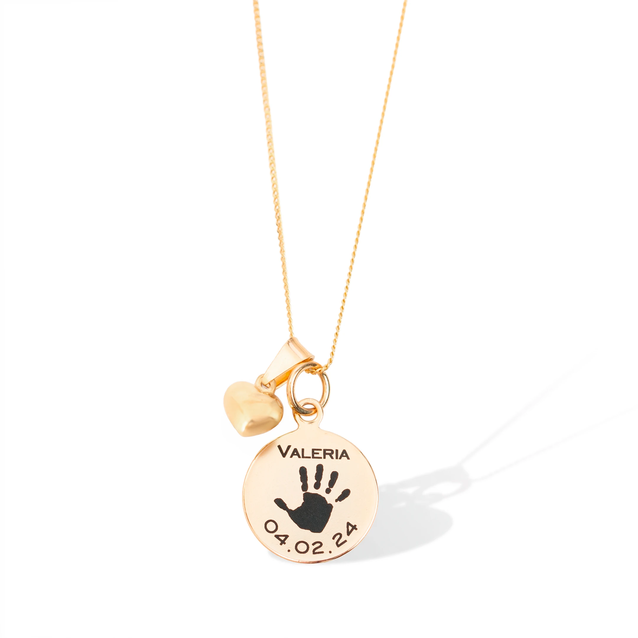 Collar medalla 15mm personalizable con dije de corazón Oro Laminado