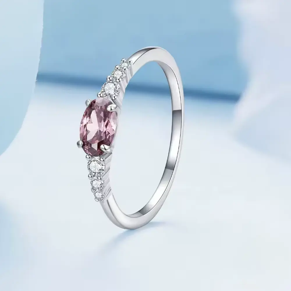 Anillo con circón rosado en plata S925