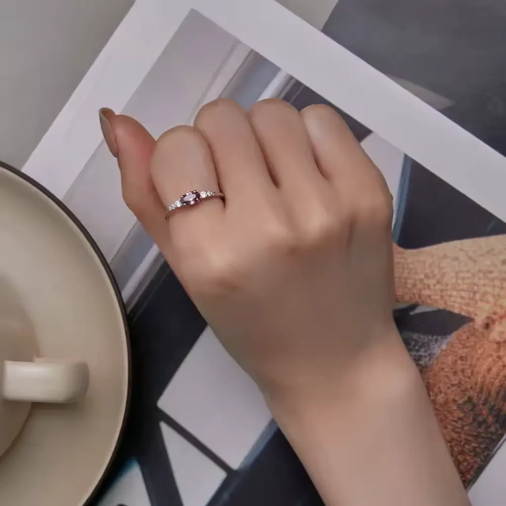 Anillo con circón rosado en plata S925