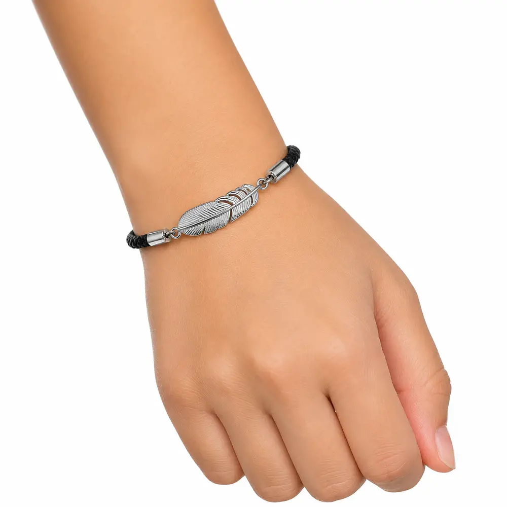 pulsera con cordon y pluma baño en plata 