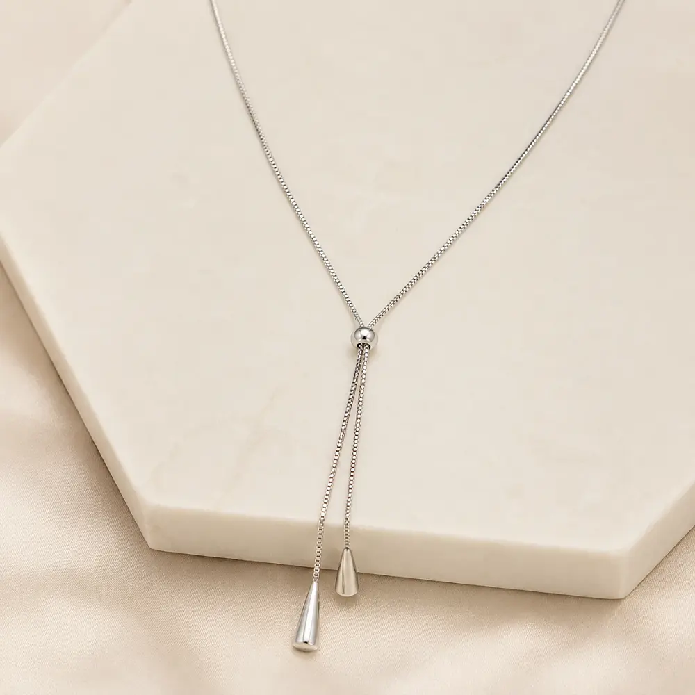 Collar corbatero gota de agua ajustable