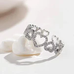 Anillo de corazones con micro incrustaciones 