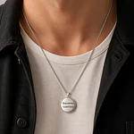 Relicario circular liso plateado para Hombre