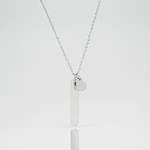 Collar Medalla Rectangular y Dije Corazón Plateado Personalizable