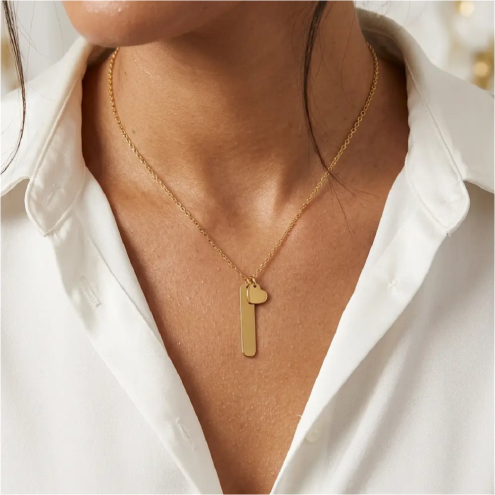 Collar Medalla Rectangular y Dije Corazón Dorado Personalizable