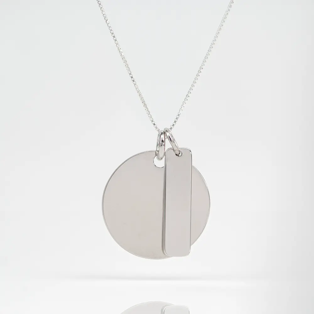 Collar medalla circular y barra personalizable chapada en plata S925