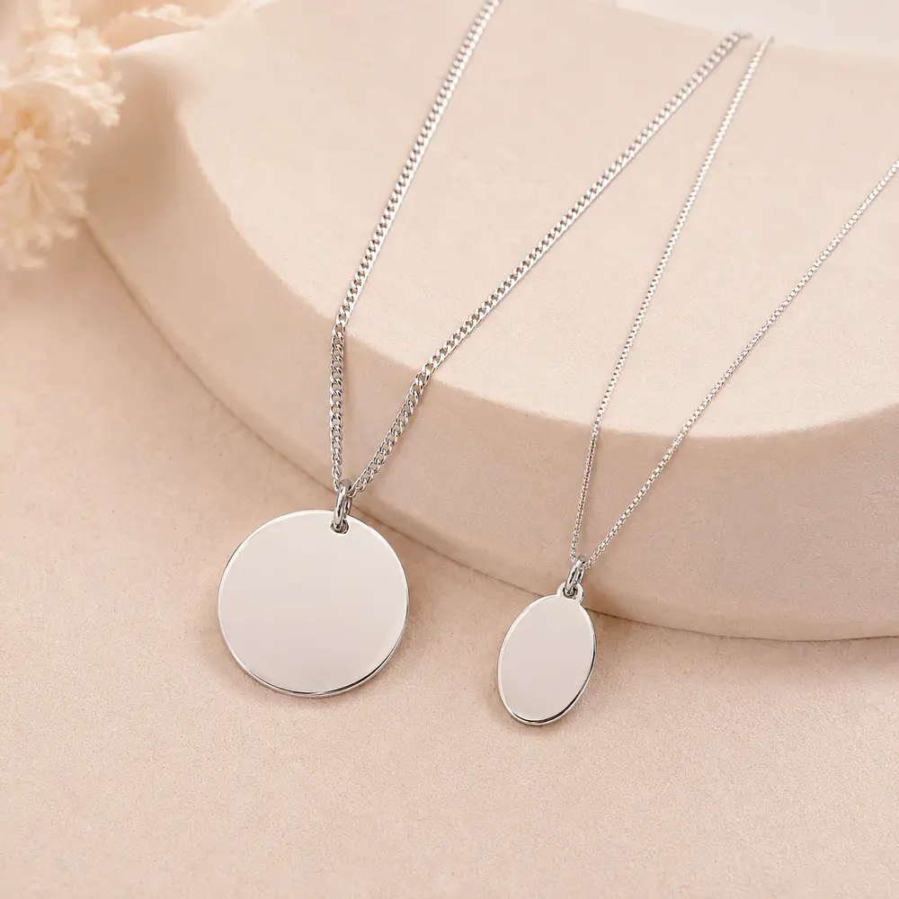 Kit Collares Medalla Circular y Ovalada Para Parejas Personalizables Plata S925