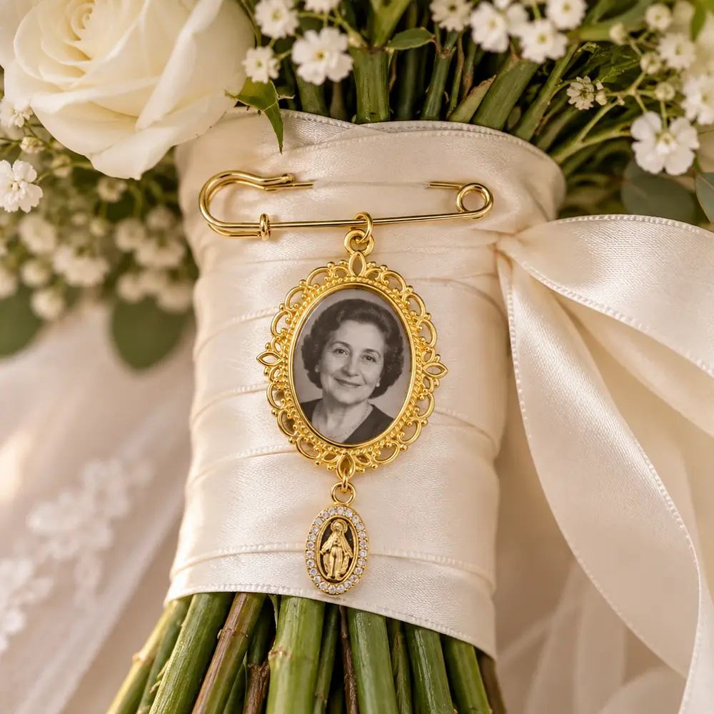 Camafeo personalizado para Ramo de Novia 