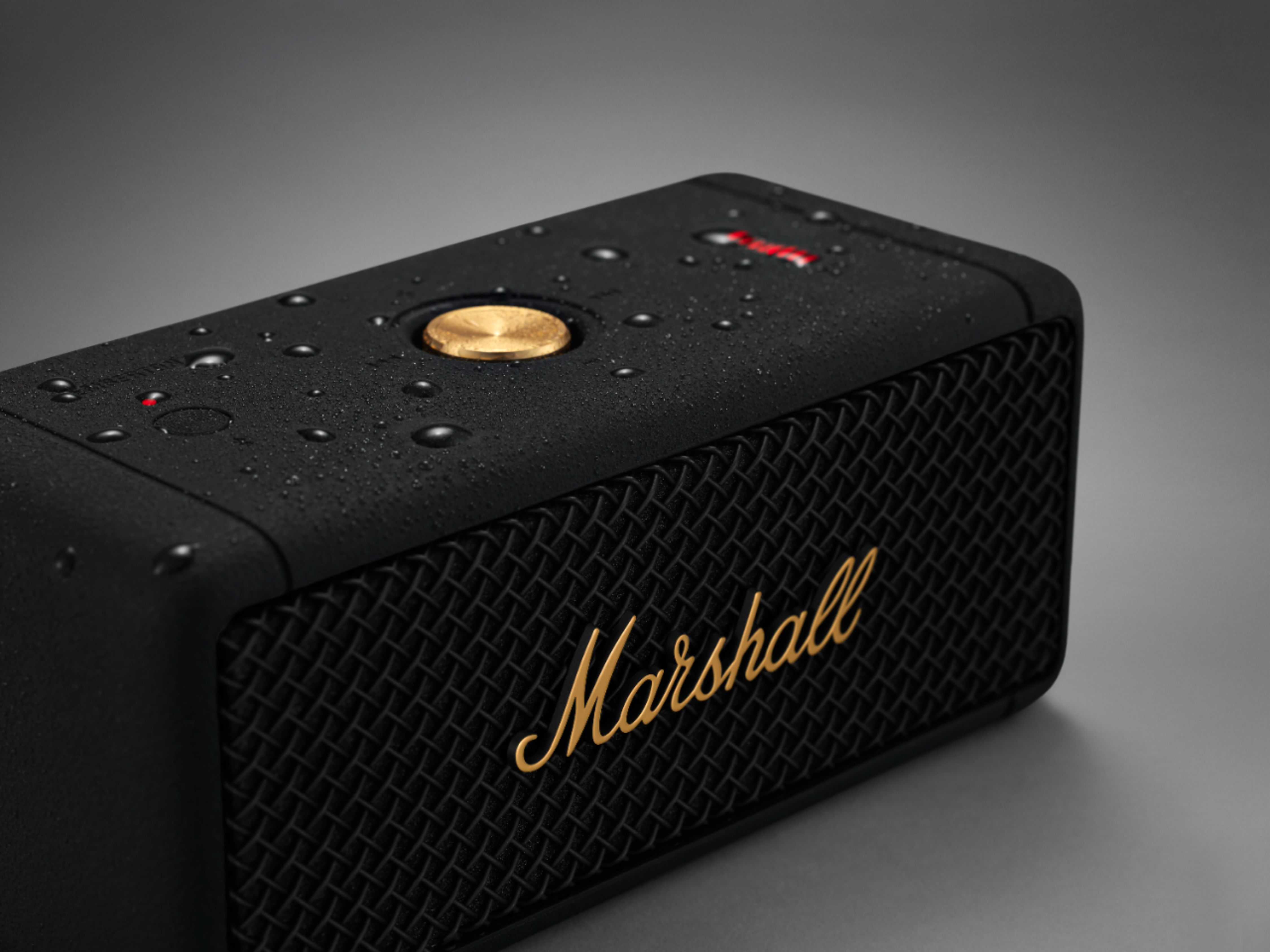  - Parlante bluetooth Emberton Marshall Black & Brass. 11