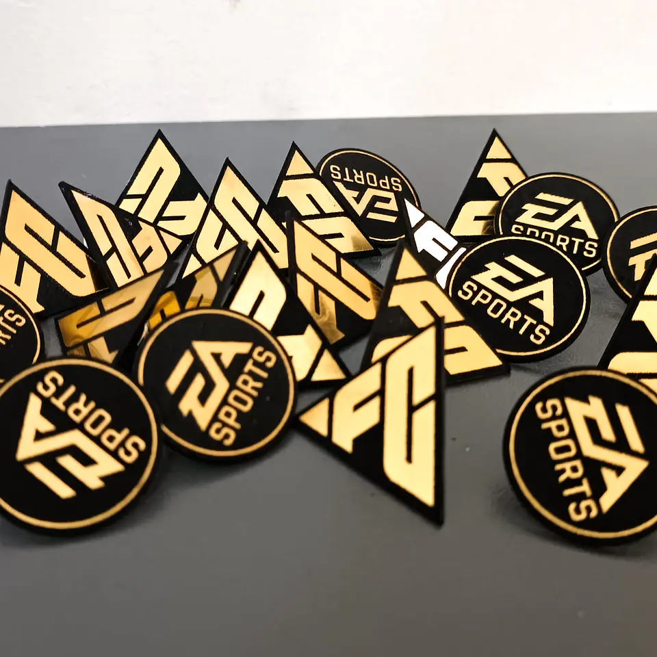 Pins Metalizados 1