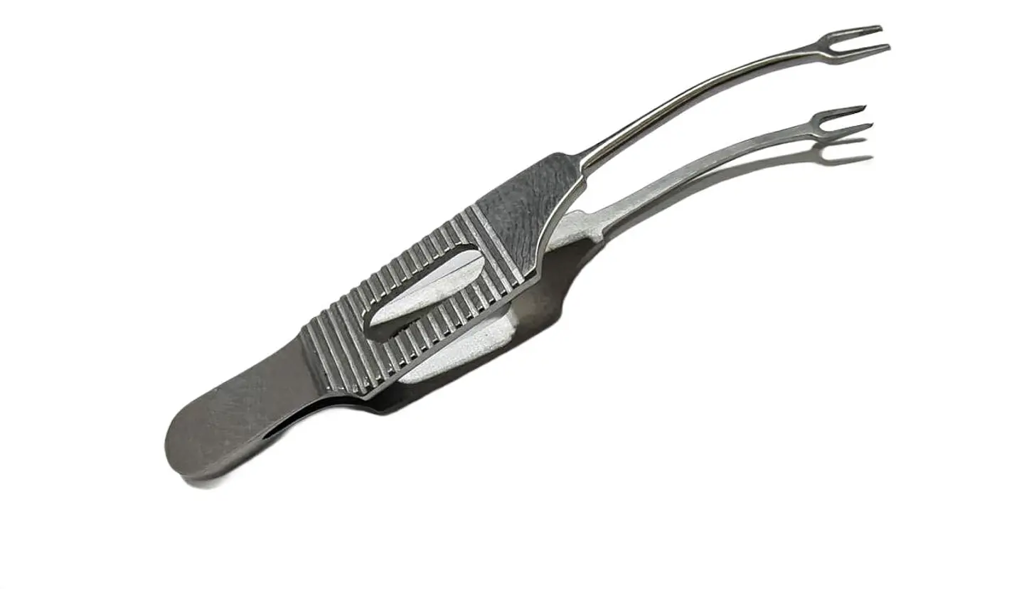 PINZA CORNEAL DOBLE POLACK  3