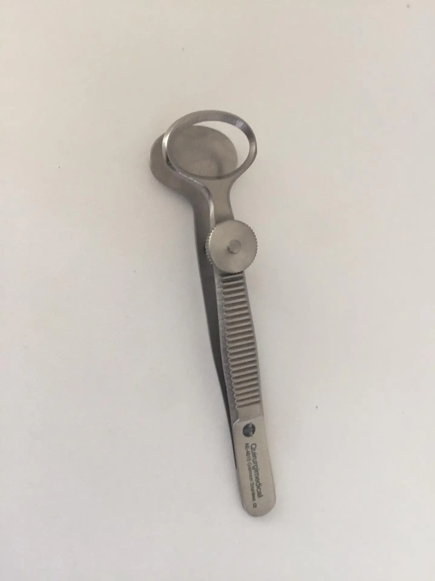 PINZA DE CHALAZIÓN 4