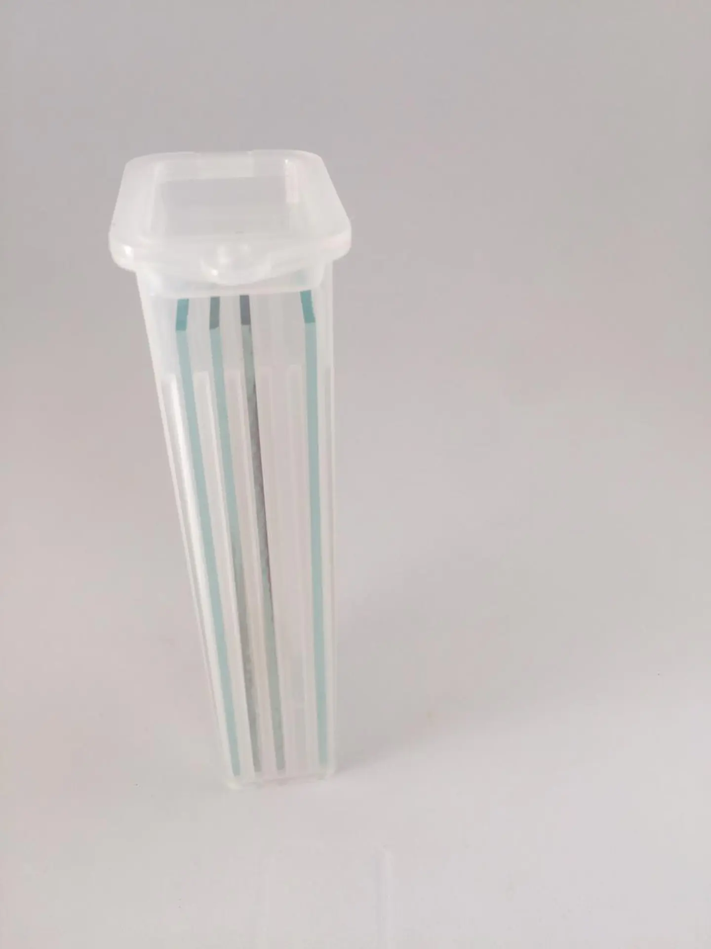 ESTUCHE PARA PORTAOBJETOS 4