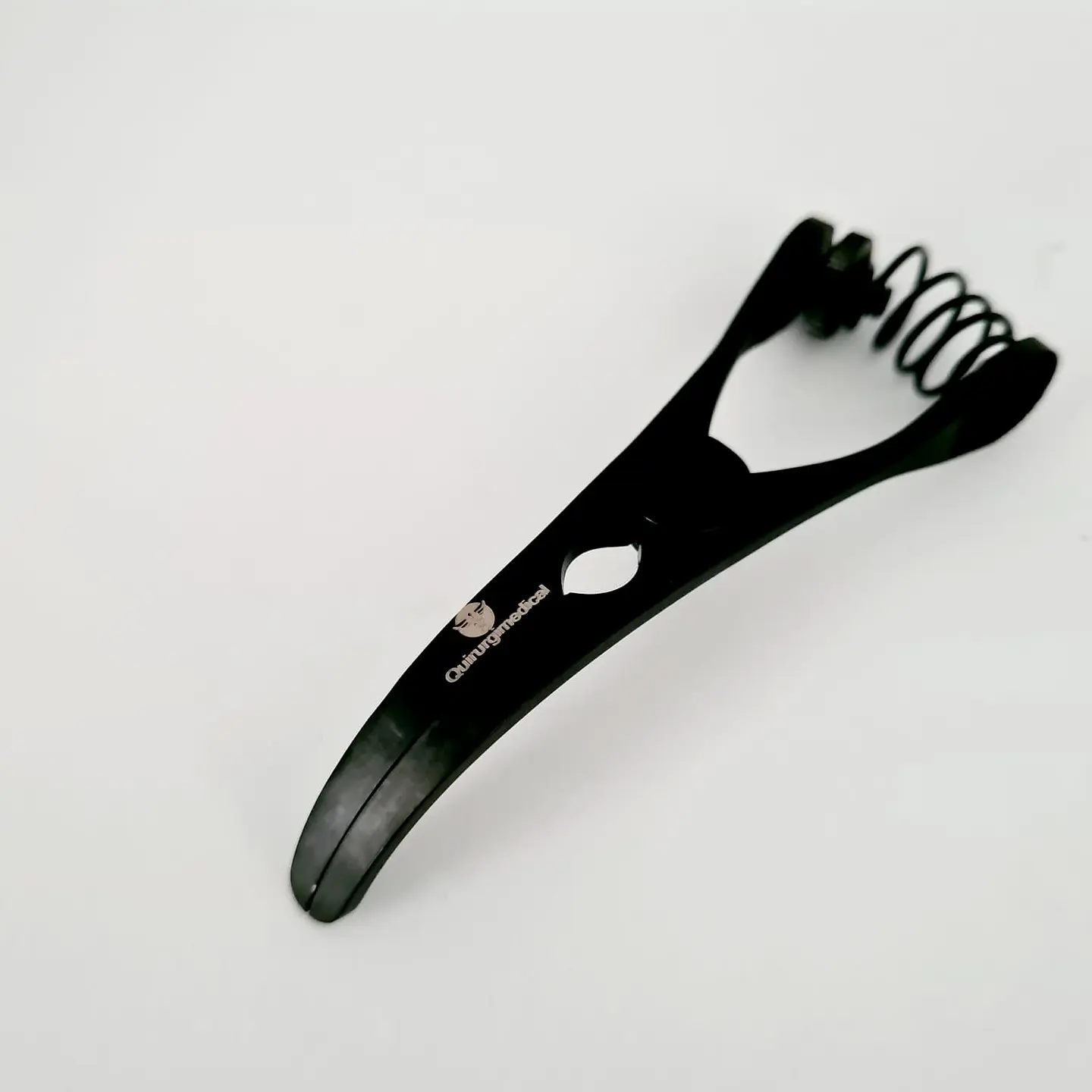 CLAMP VASCULAR BULLDOG CURVO DE 6CM 2