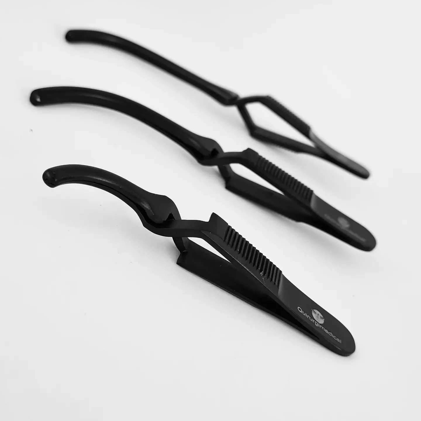 CLAMP VASCULAR DEBAKEY CURVA DE 9,5CM 2