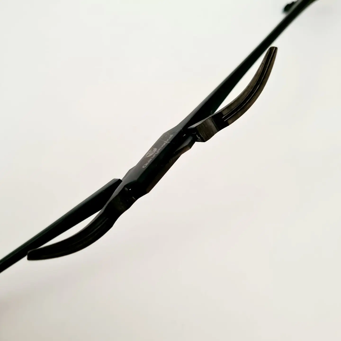 PINZA VASCULAR DEBAKEY MOSQUITO CURVA DE 12,5CM 2