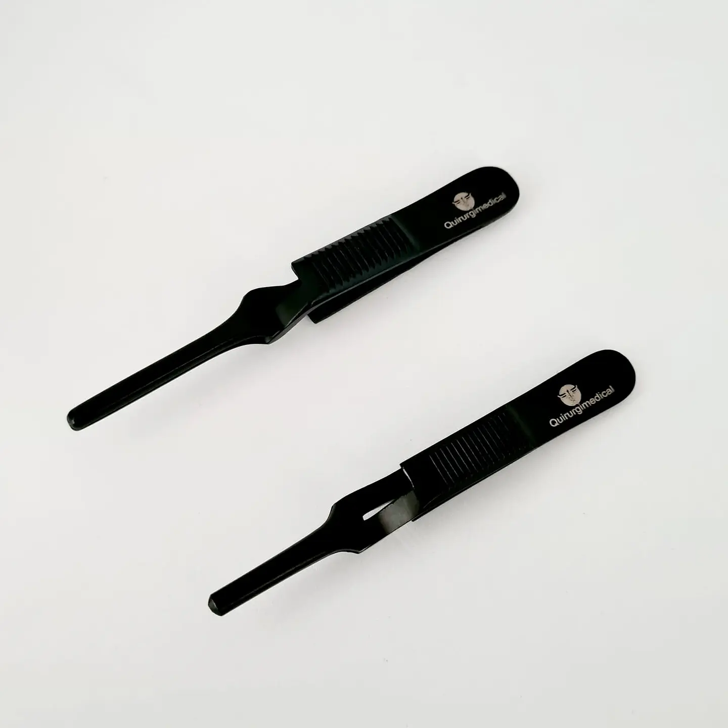 CLAMP VASCULAR DEBAKEY RECTA DE 7CM 1