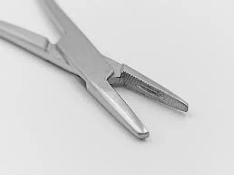 PORTA AGUJA MAYO HEGAR 14CM﻿ PK