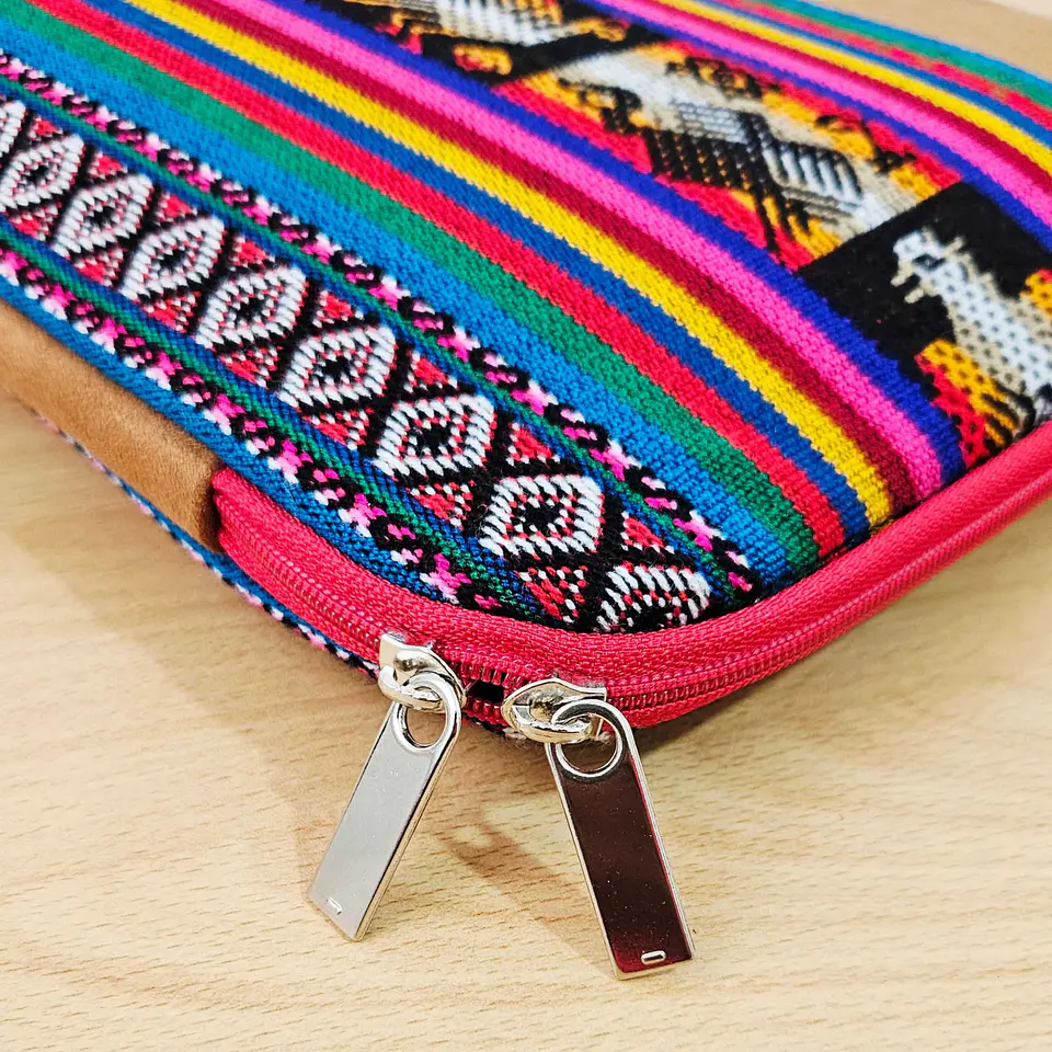 Funda para laptop Acarí 2