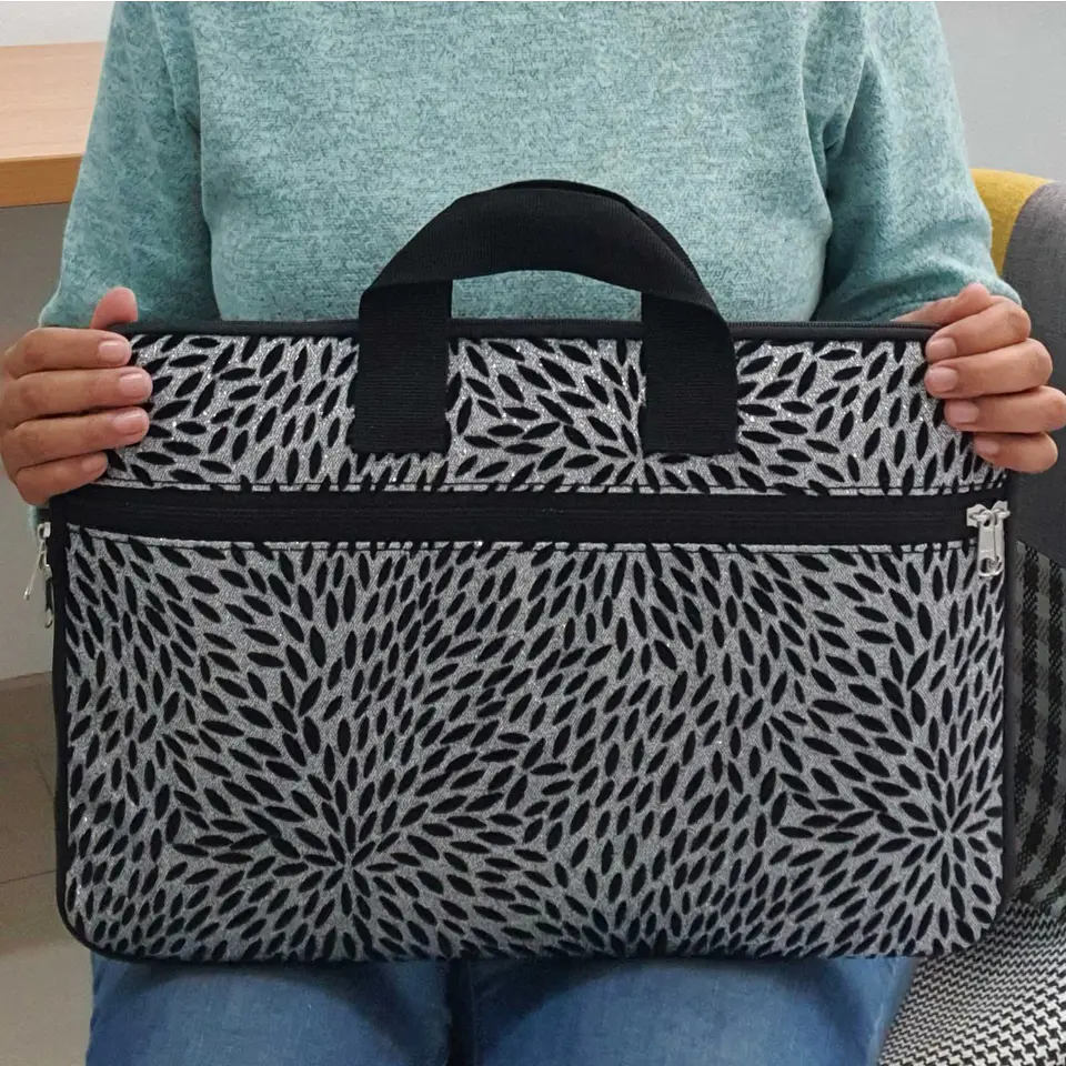 Funda para laptop Hojitas 4