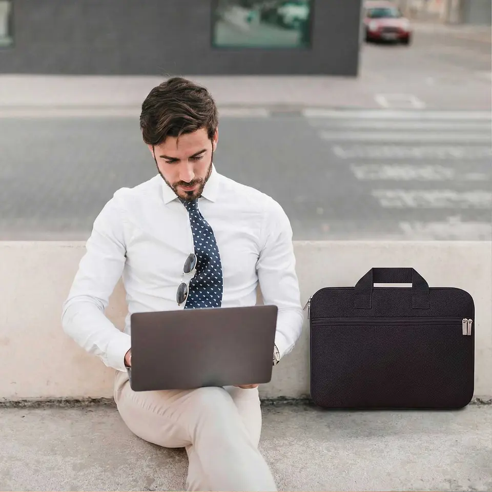 Funda para laptop Semirrígida 6