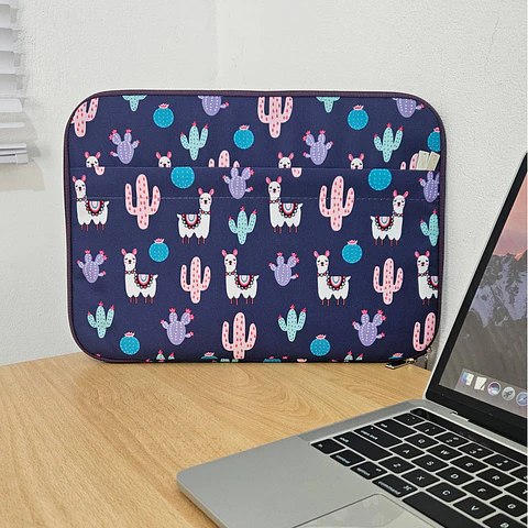 Funda para laptop Llamitas