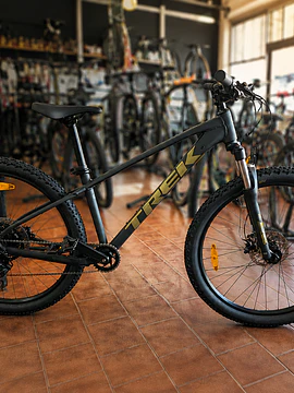TREK Marlin 4