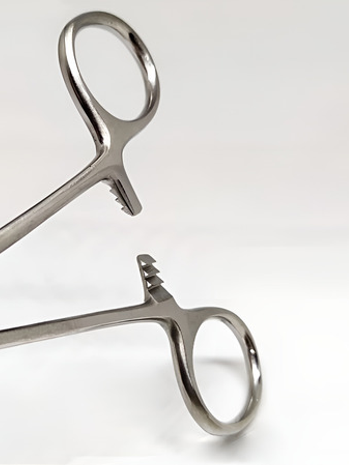 Pinza Hemostática Kelly Curva 14 Cm Germany Steel 3