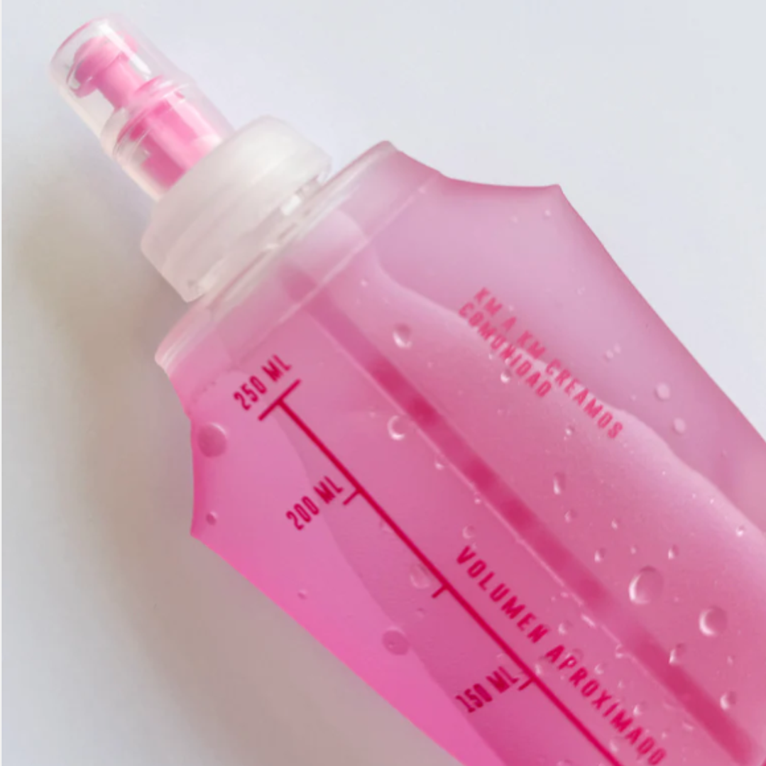 Botella Soft Flask Finisher 250cc Rosada 2