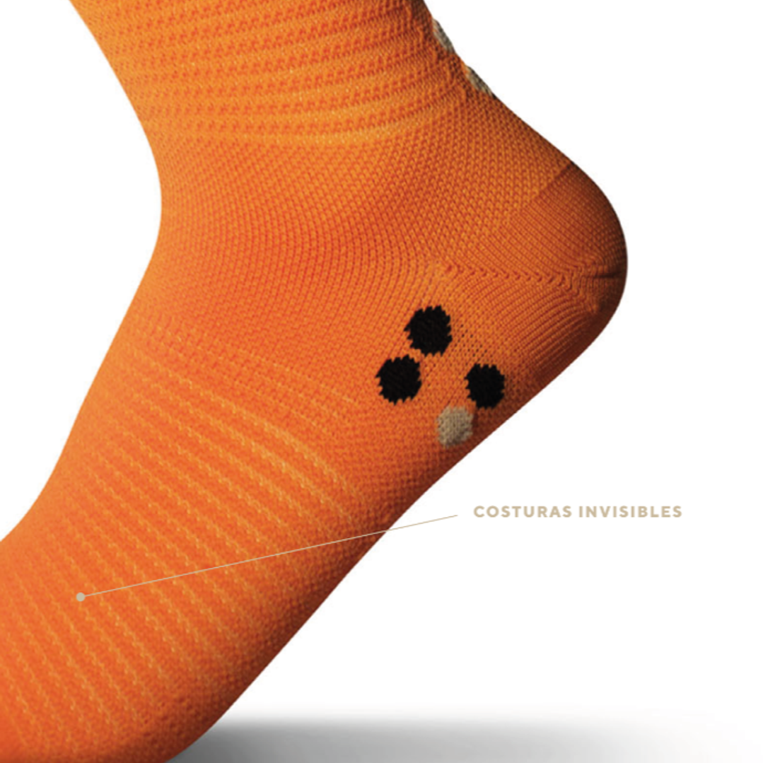 Calcetines Deportivos Utaqhaq Naranjos Q'inti 2