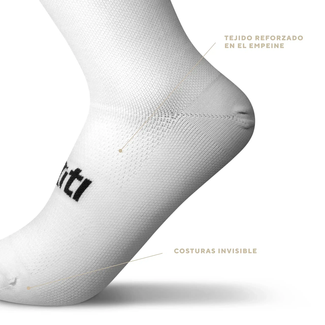 Calcetines Deportivos Qhispiy Blancos Q'inti 2
