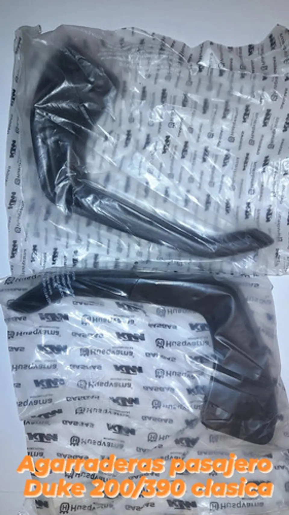 Ktm Agarradera Pasajero Izquierdo Original Duke 200 Duke 390 3