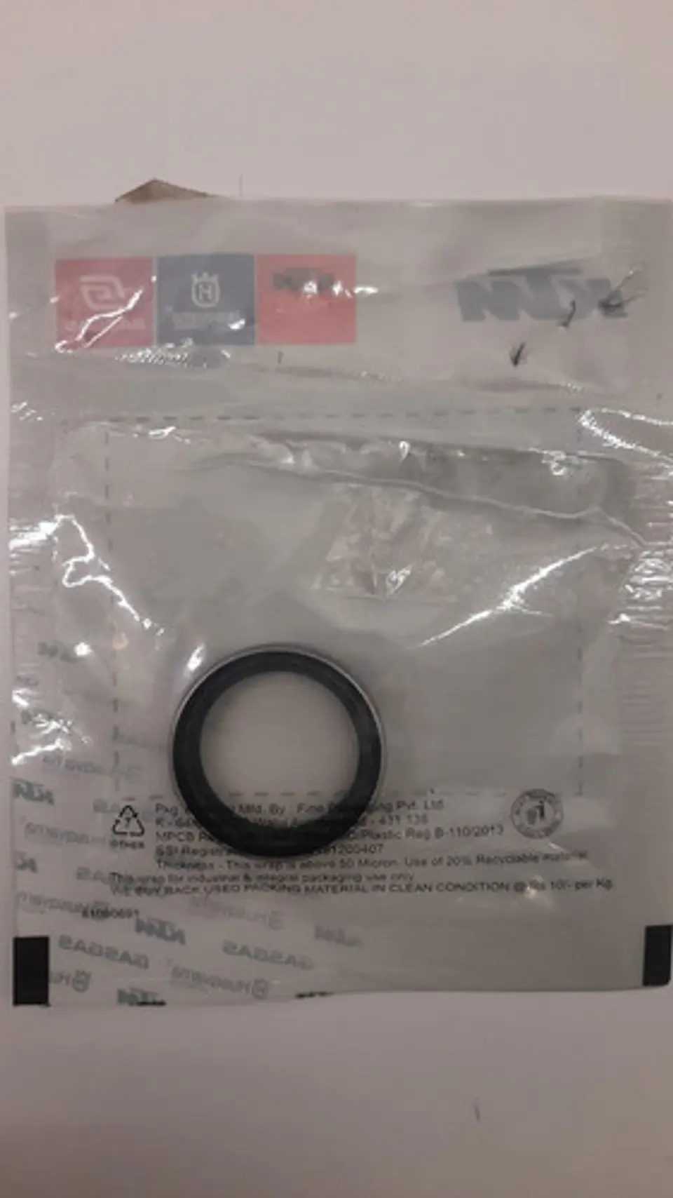 Retenedor 25x32x7 Brazo Oscilante Original Ktm Rc 200/390 2