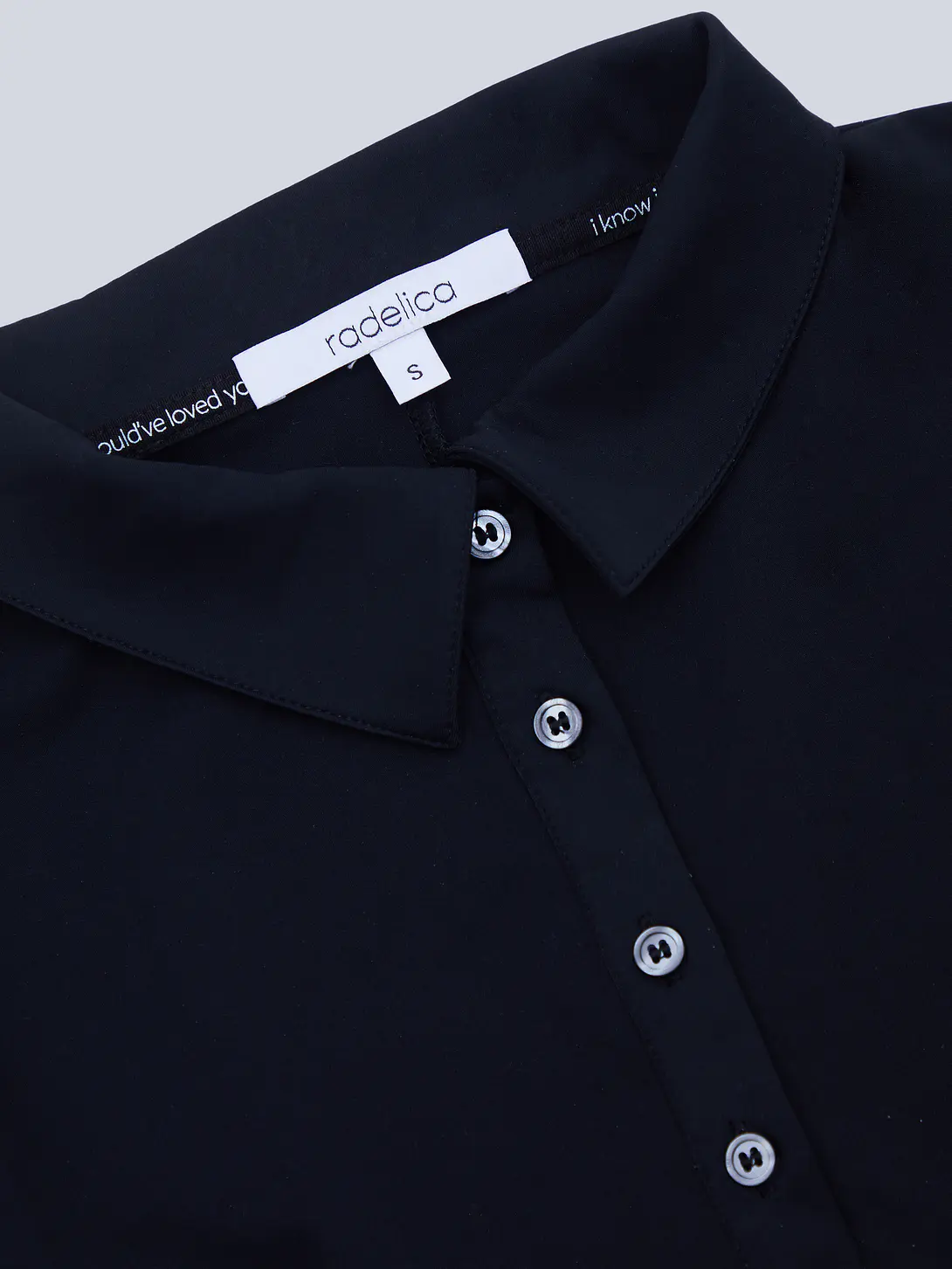 Polera Cuello Botones 4