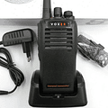 Wings IP67 Wings IP67 VHF 136-174 MHz 16CH Analogico 3W Radio de dos vías programable con certificación IP67 waterproof, robusto, semi profesional confiable y seguro