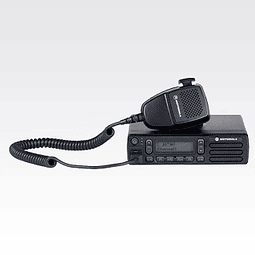 Motorola DEM™400 MOTOTRBO™ Radio Móvil analógico VHF 136-174 MHz de dos vías de 64 canales 45 Watts (pantalla alfanumérica) Simplemente más eficiencia