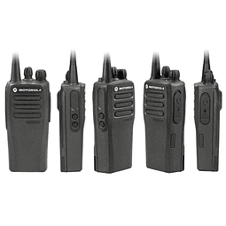 Motorola DEP™450 MOTOTRBO™ Radio portátil DMR de dos vías de 32 canales VHF 136-174 Mhz (analógico y digital ) Comunicaciones de voz simples