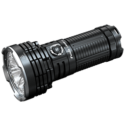 Linterna Fénix LR40R con 15000 lúmenes. Ilumina hasta 900 metros de distancia. hasta 177 horas de duración de batería en potencia Eco. 9 potencias de iluminación y 2 modos flash.