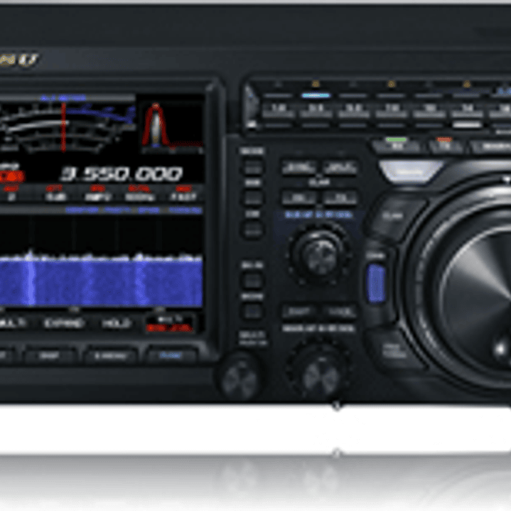 Yaesu FT-DX101D Radio Móvil HF 100W 30 kHz a 75 MHz Modos de funcionamiento: CW, AM, SSB, FM, RTTY, PSK Gran pantalla en color con visualización del espectro y diagrama de cascada Precio con iva  1