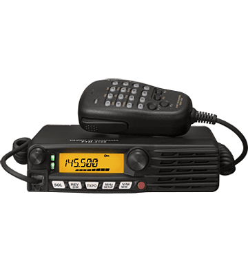 Yaesu FTM-3100R es una radio móvil VHF-FM compacta y de construcción robusta, que proporciona una alta potencia de salida de hasta 65 vatios 