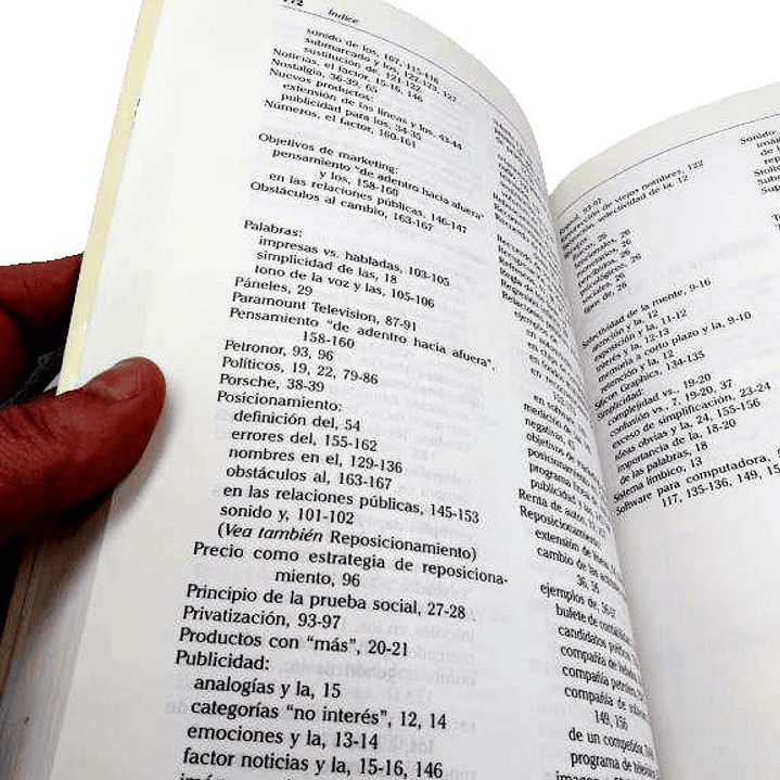 El nuevo posicionamiento Lo más reciente de la estrategia de negocios #1 del mundo Jack Trout y Steve Rivkin McGRAW-HILL (USADO) 16