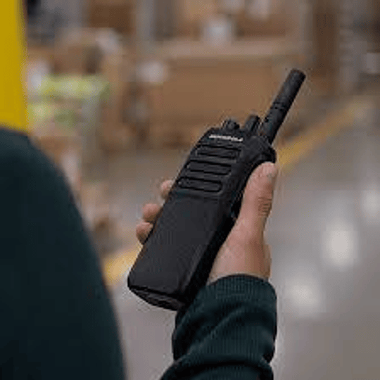 Motorola R7 MOTOTRBO™ TIA HAZLOC ENABLE VHF 136-174 Mhz 64CH Digital y Analogo Intrínseco 5W Radio digital NKP El TIA HAZLOC El superhéroe de las normas de seguridad