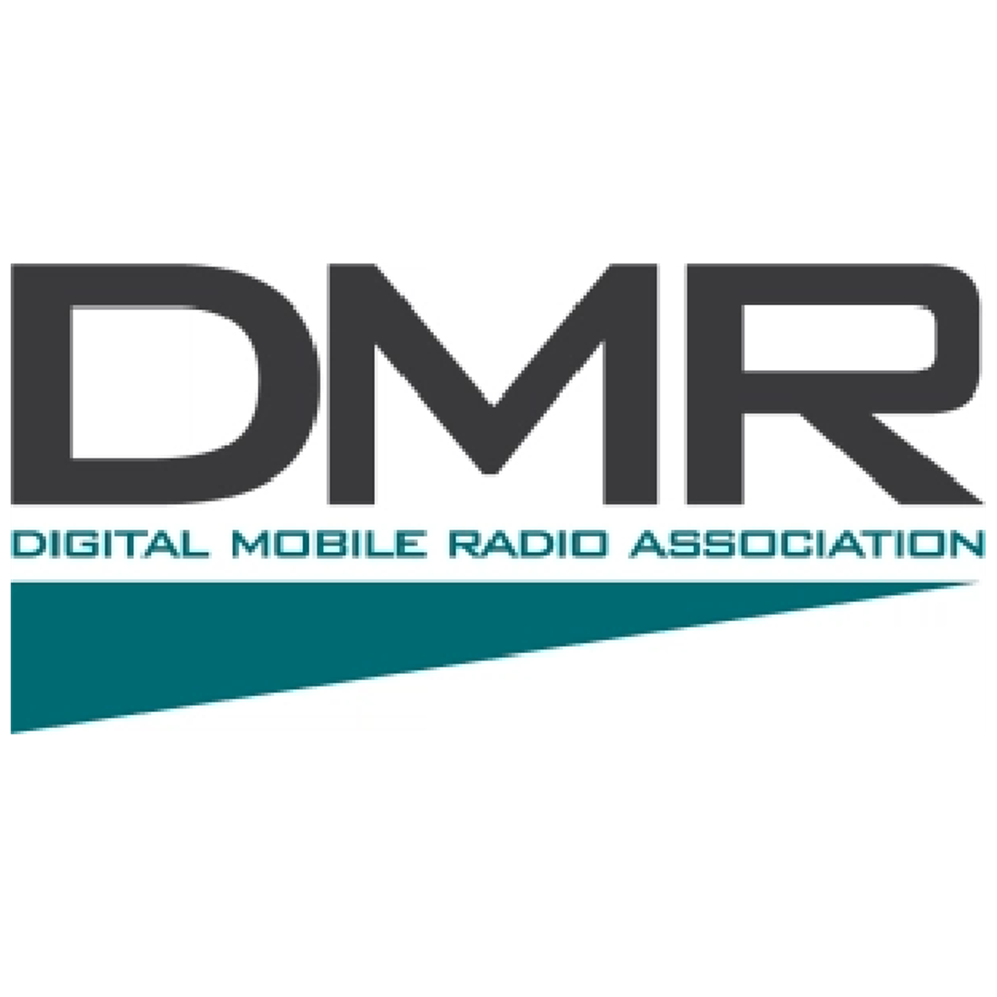 Motorola R7 MOTOTRBO™ Enable VHF 136-174 Mhz 1000CH DMR 5W Radio digital FKP R7 Display Enable (ex DGP8550e) con pantalla y teclado Precio con iva incluido 50