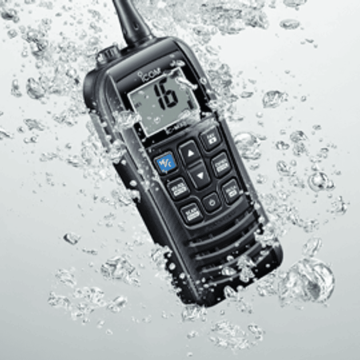 ICOM IC-M424G Tx 156,025–157,425 MHz Rx 156,050–163,275 MHz Canal70 156,525 MHz Radio Fija marina IPX7 con cancelación activa de ruido y GPS integrado para una instalación sencilla Precio con iva incl 11