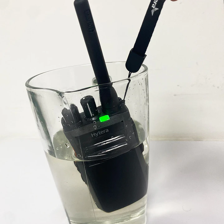 Hytera HP506GPS UHF 400-470 MHz 256CH DMR y Analogico 4W Radio digital portátil con GPS Sin pantalla Precio con iva incluido 27