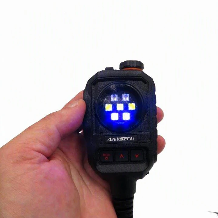 Anysecu MIC-K01 micrófono parlante remoto con luz estroboscópica y alarma de SOS para radios Kenwood Baofeng Inrico Wlan Wings Tesunho Precio con iva incluido 18