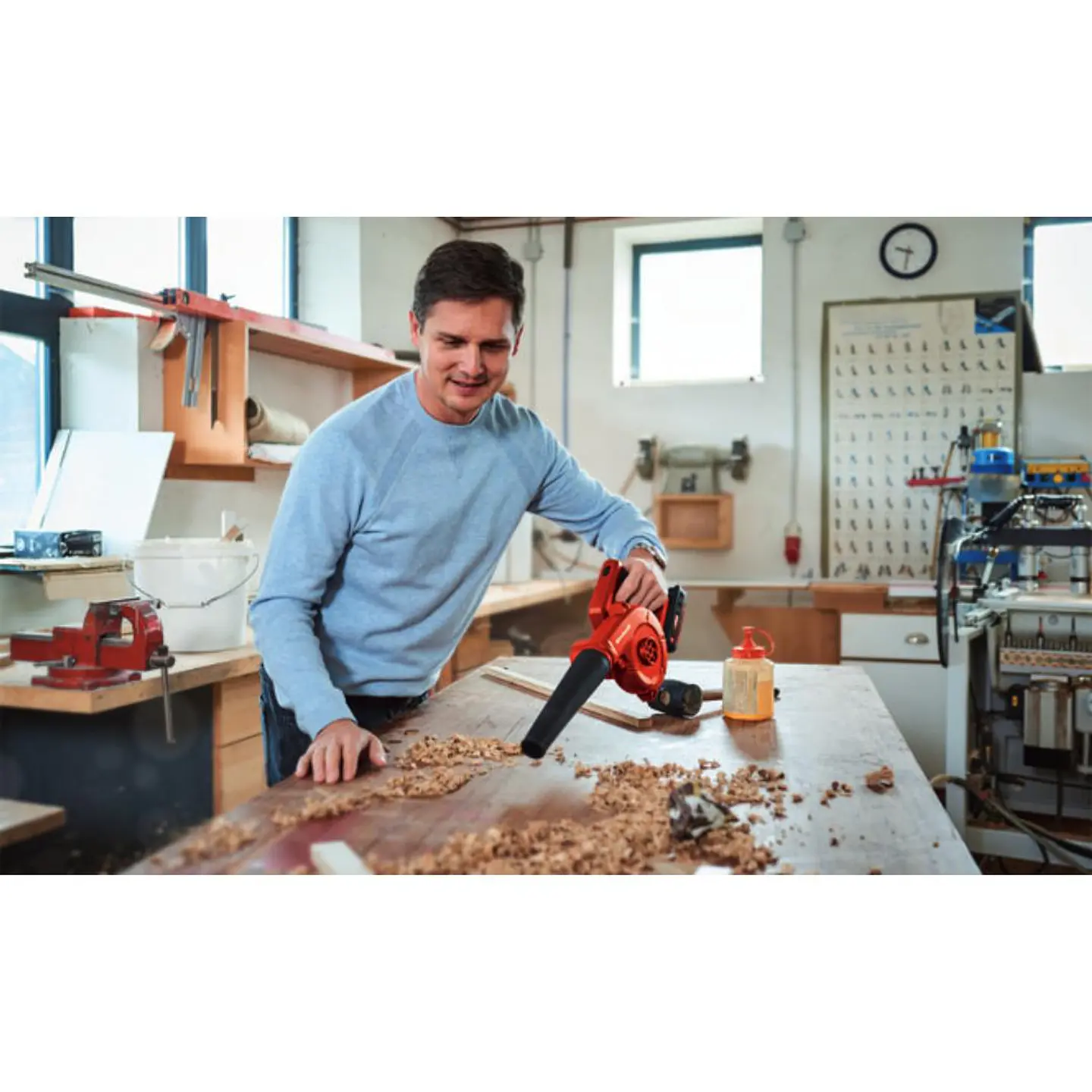 Soplador Inalámbrico 18V sin baterías ni cargador 3408001 Einhell 4