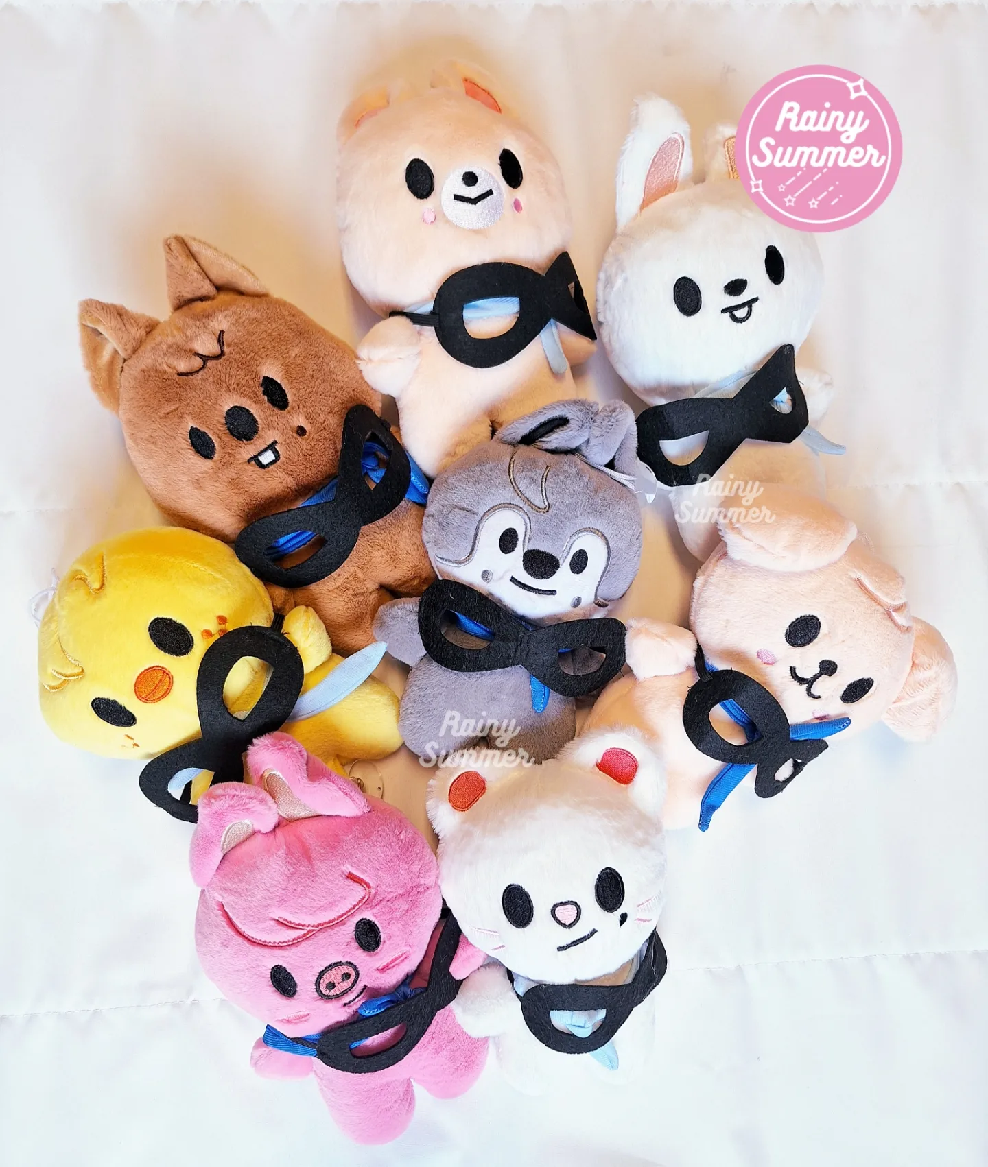 SKZOO- PELUCHES PILOT VERSIÓN GRANDES (23 CM)