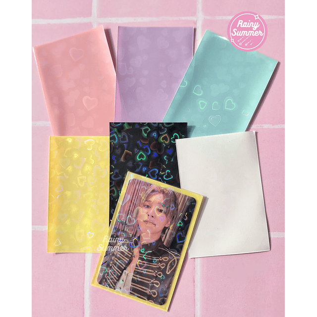 PHOTOCARD SLEEVES HOLOGRÁFICAS CORAZÓN 