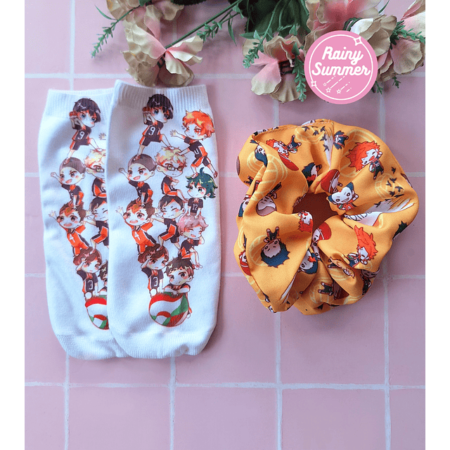 HAIKYUU - SCRUNCHIE & CALCETINES 